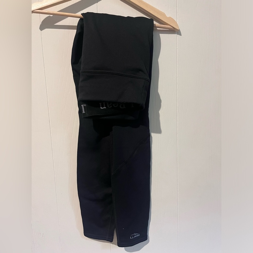 LL Bean Heavyweight layer Women’s Small - never worn